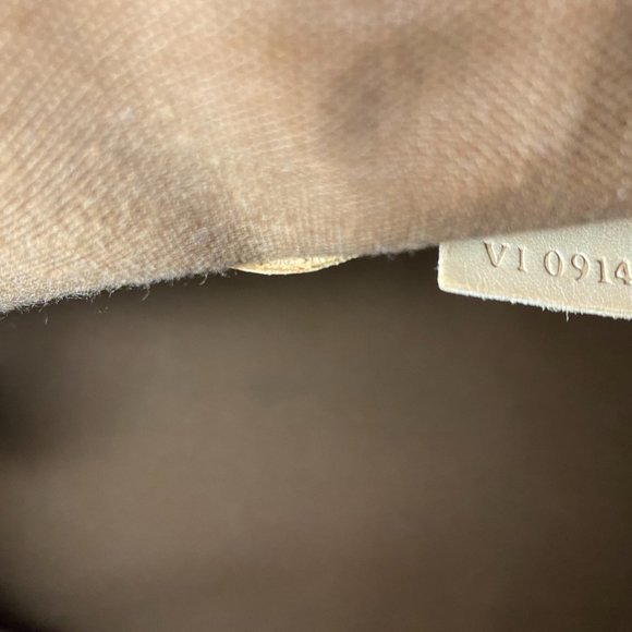 LOUIS VUITTON Monogram Alma PM Handbag Satchel - Picture 12 of 13